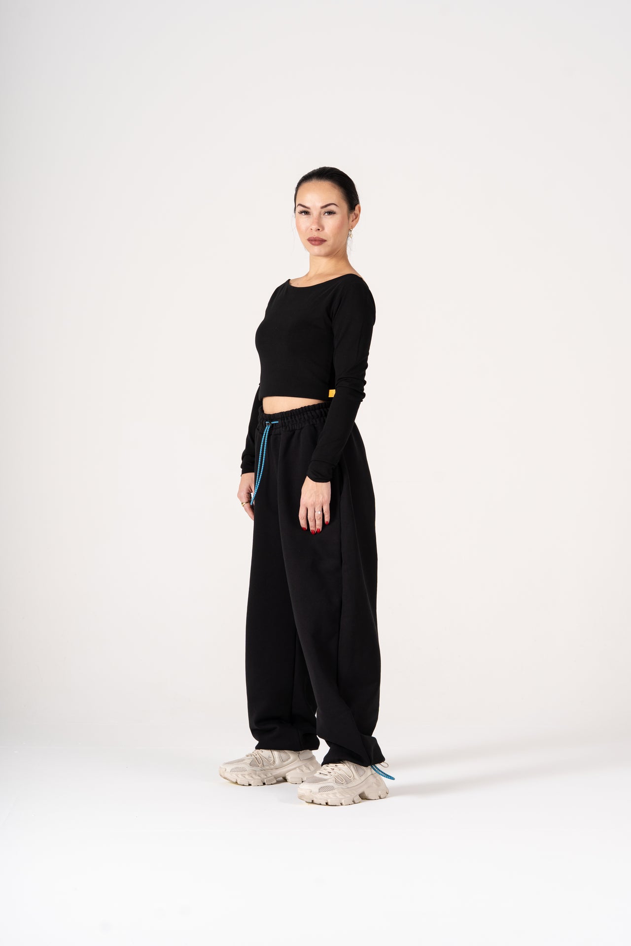 BLACK TOP DOUBLE WEAR