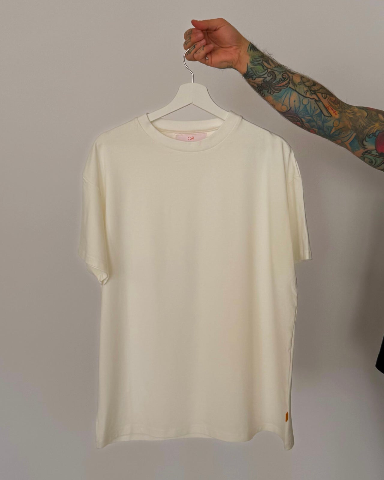 T-SHIRT DUST TO DUST RED