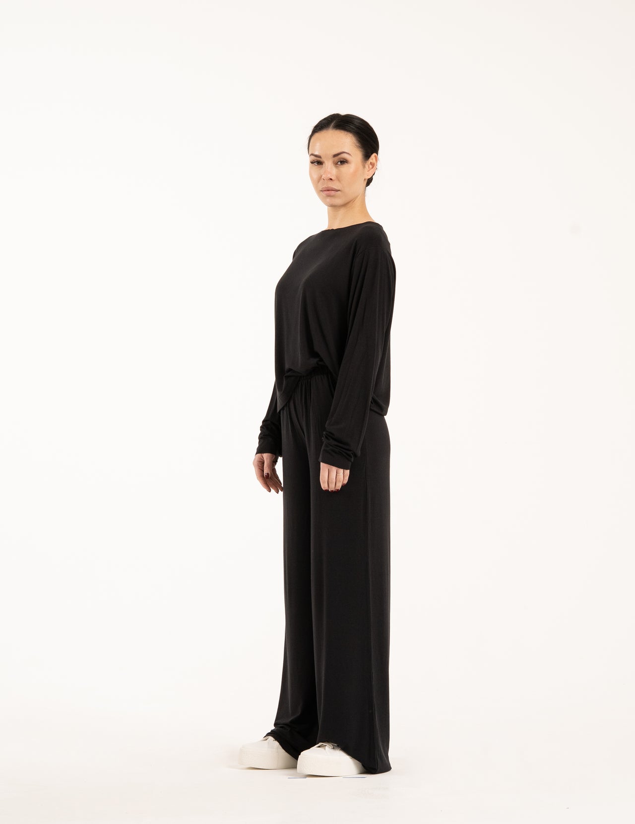 PANTS BLACK WIDE