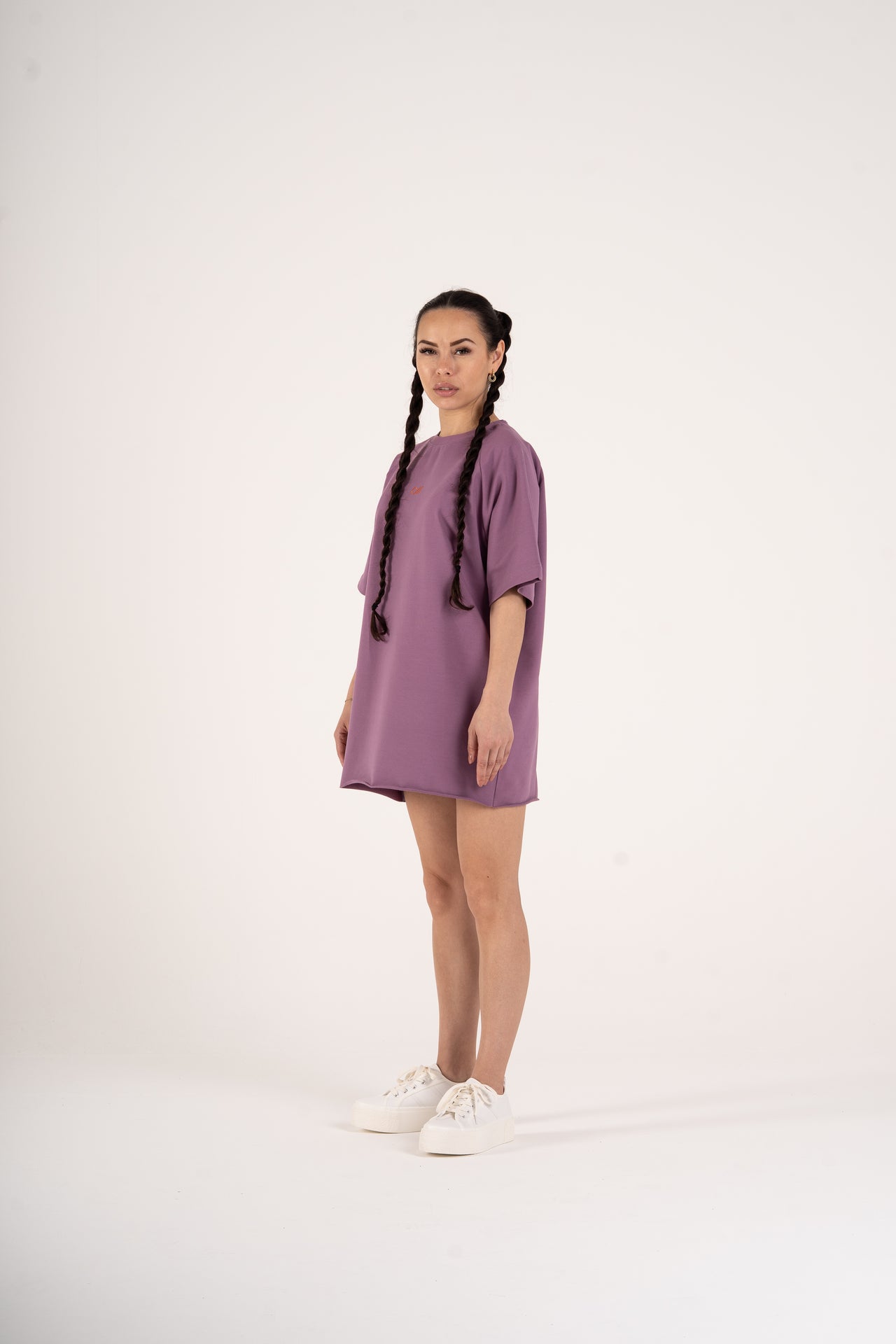 T-SHIRT LILA OVERSIZE